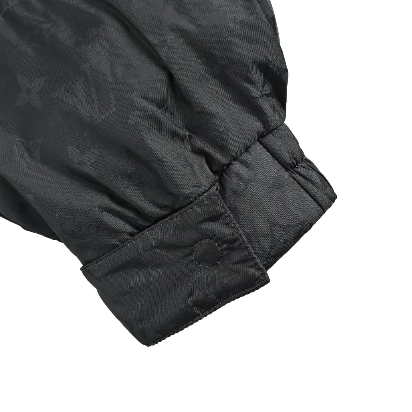 Louis Vuitton/Louis Vuitton SKI Ski Series Dark Pattern Armband Hooded Down Jacket
